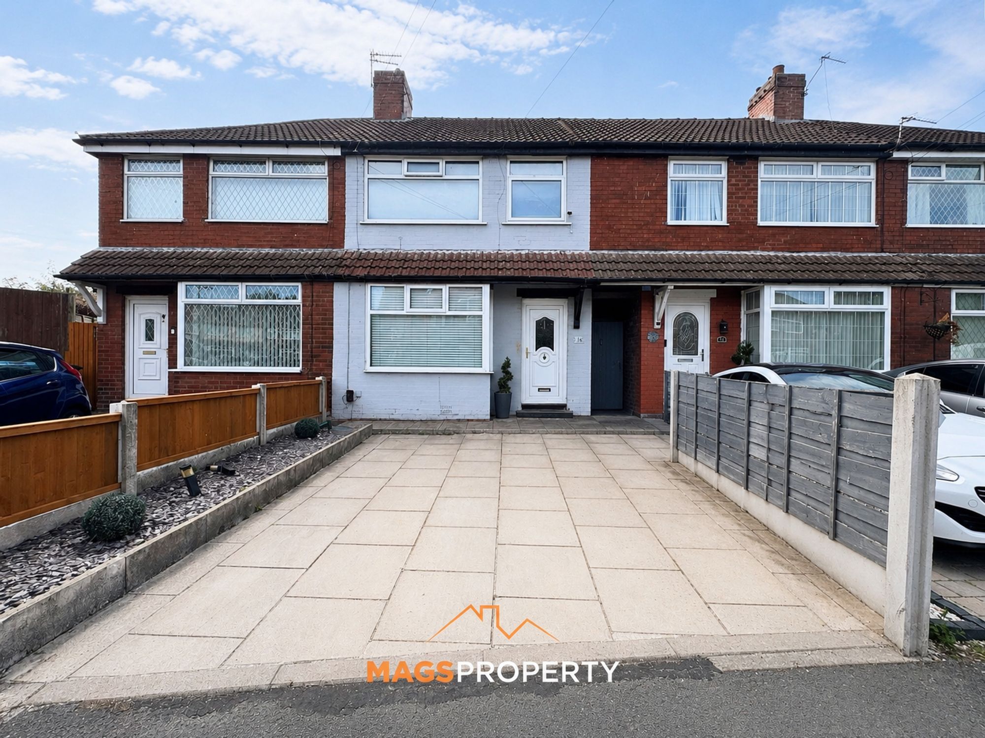 House Ashbourne Avenue in Middleton