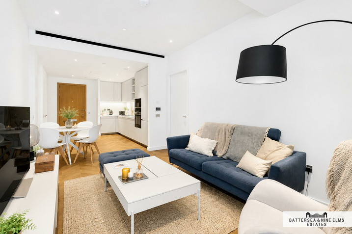 Flat Prospect Way in Greater London