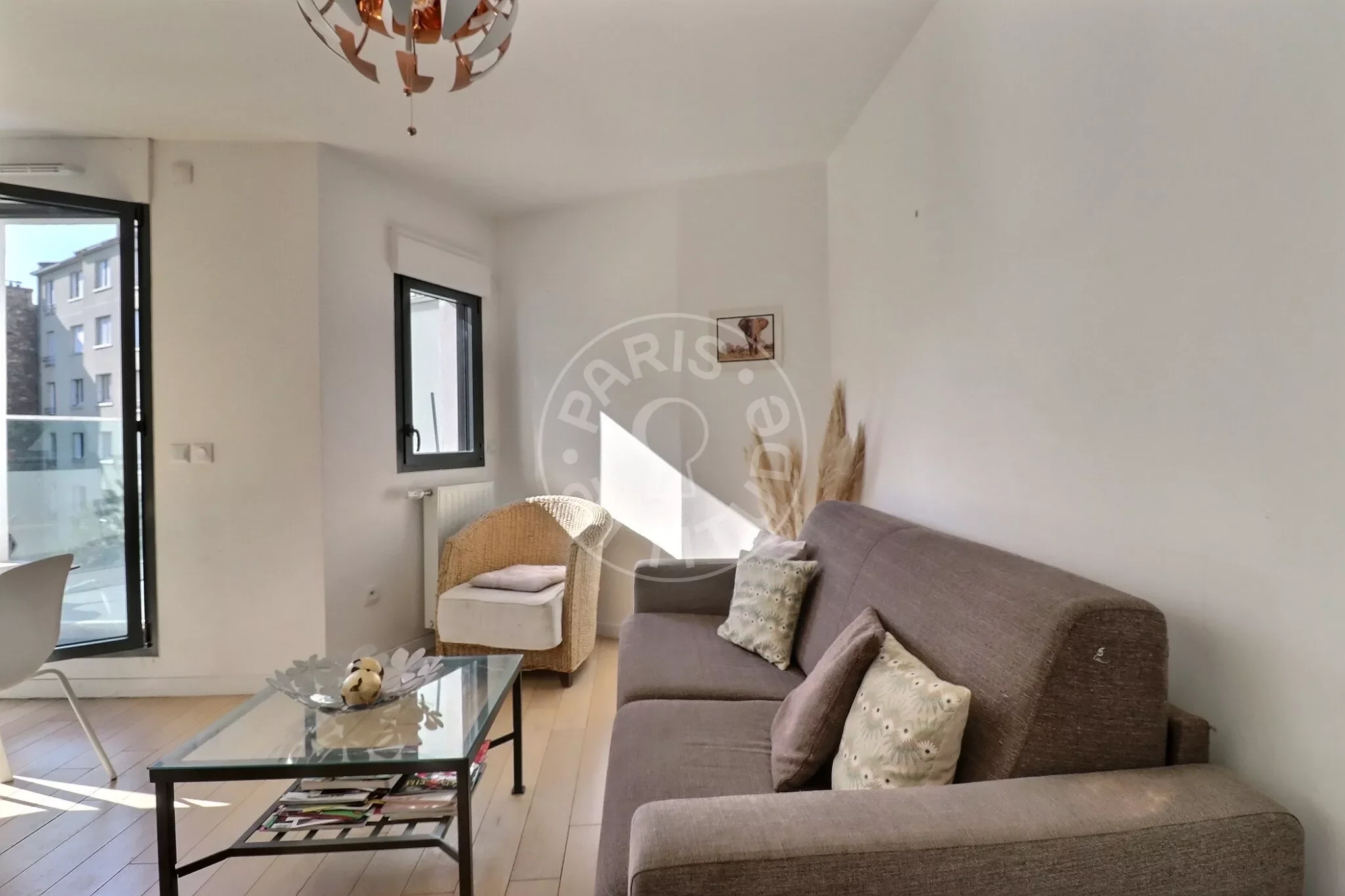 Appartement Rue des Frères Morane à Paris