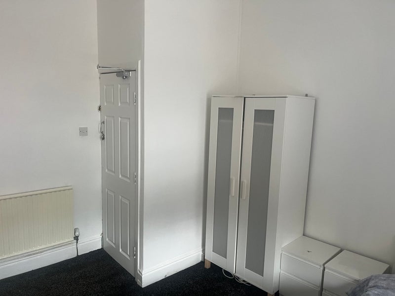 Room Plungington Road in Preston