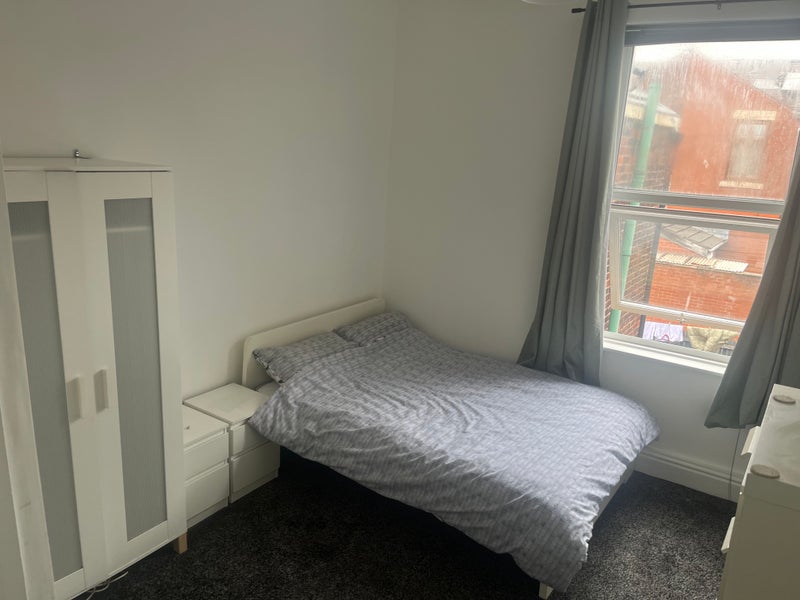 Room Plungington Road in Preston