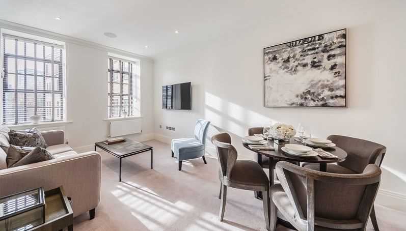 Flat Rainville Road in Greater London