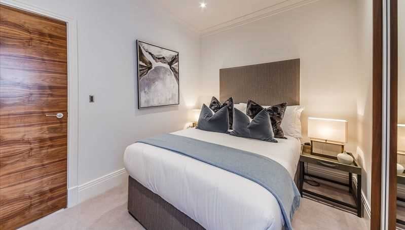 Flat Rainville Road in Greater London