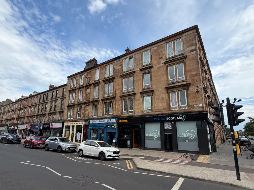 Flat Albert Road in Glasgow