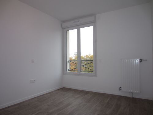 Flat Avenue Descartes in Le Blanc-Mesnil