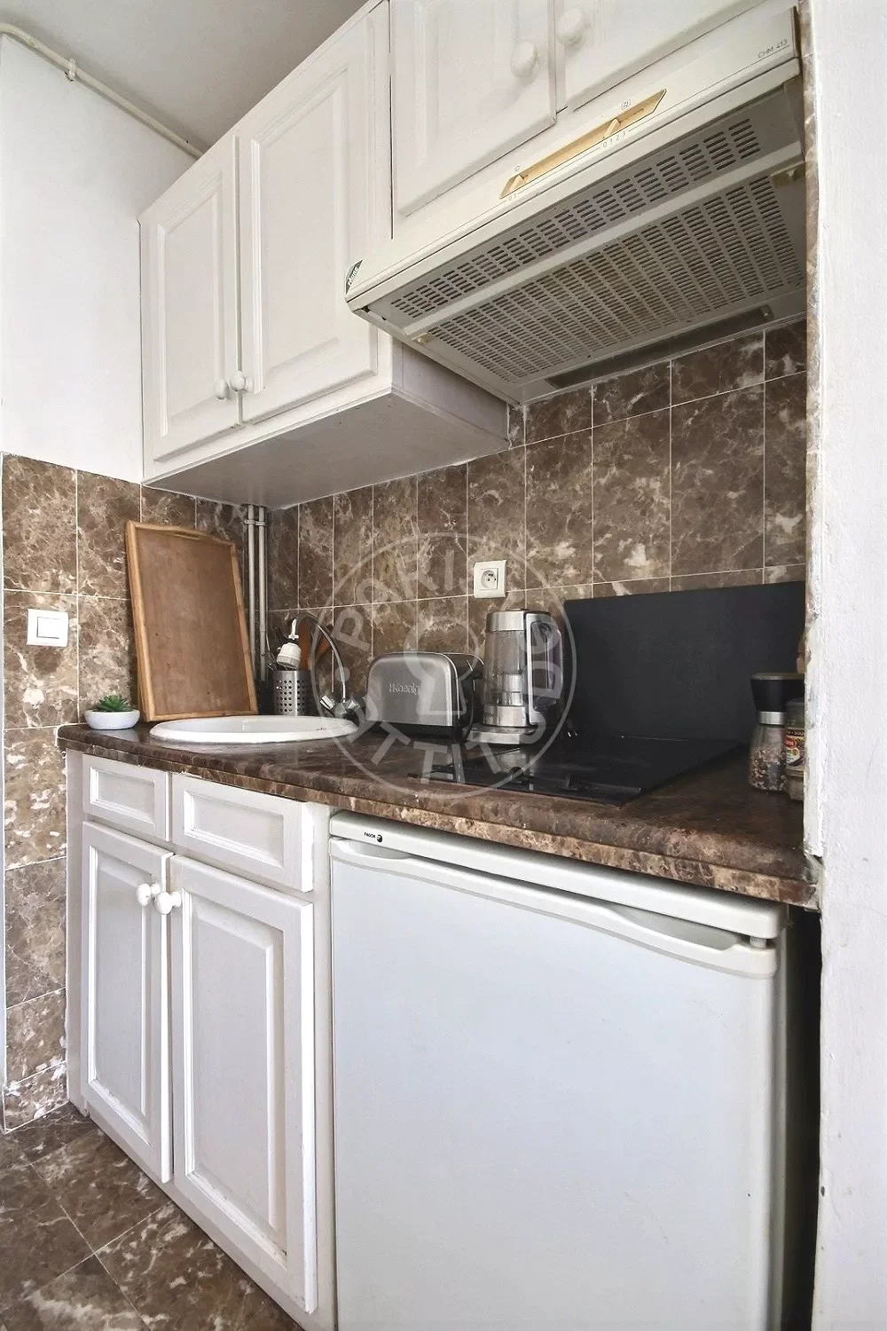 Flat Rue des Poissonniers in Neuilly-sur-Seine