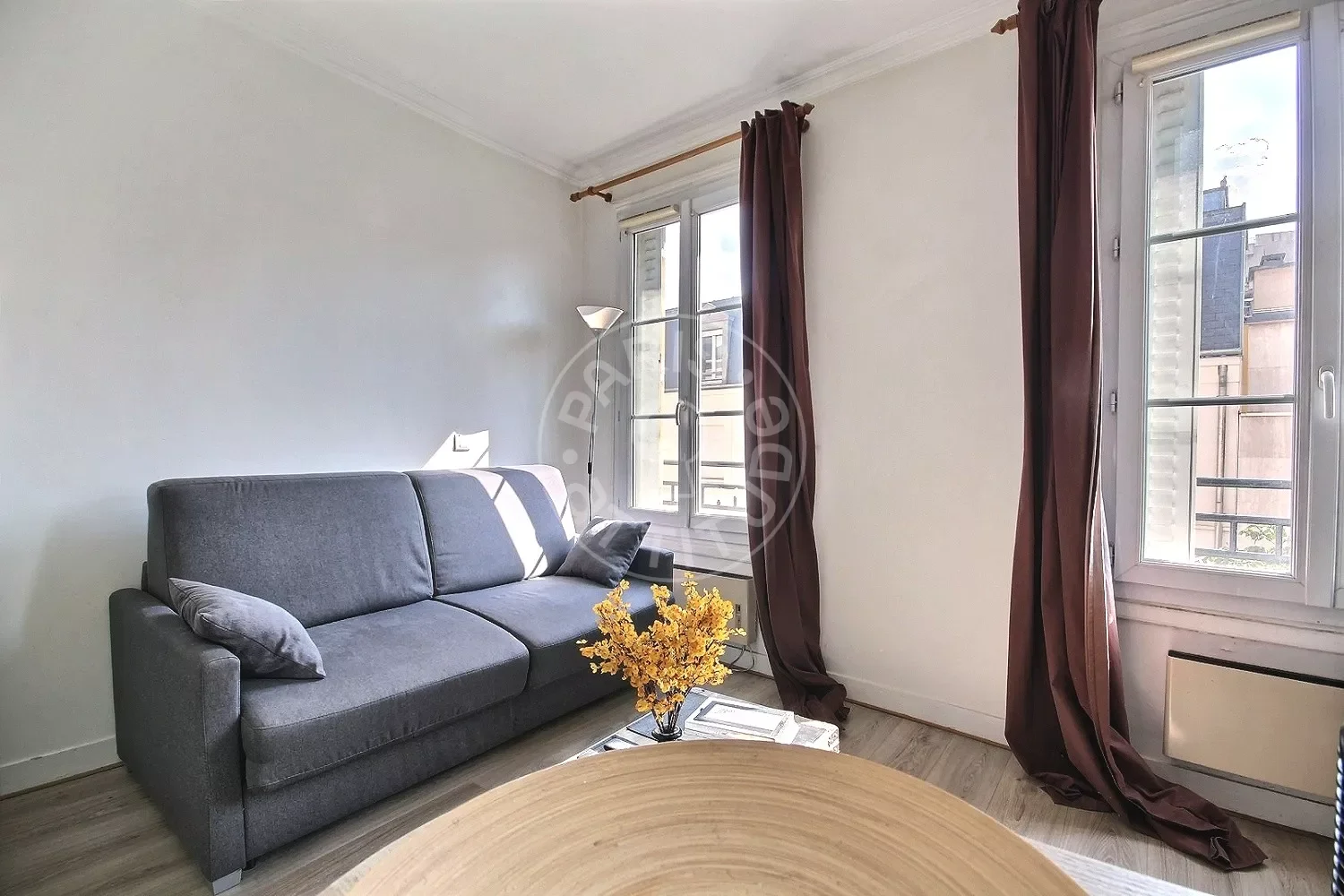 Flat Rue des Poissonniers in Neuilly-sur-Seine