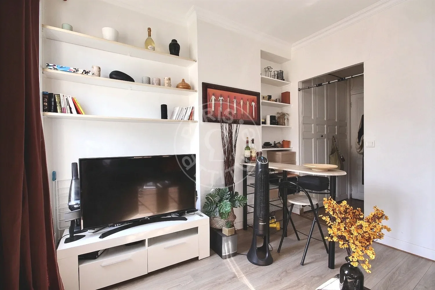 Flat Rue des Poissonniers in Neuilly-sur-Seine