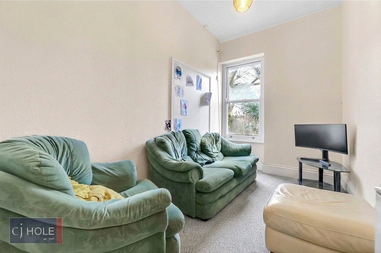 Room Glentworth Road in Bristol