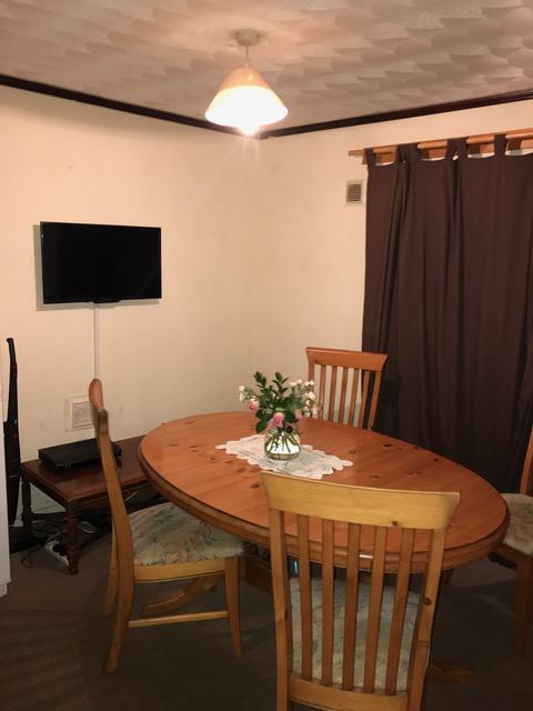 Room Barton Walk in Crawley