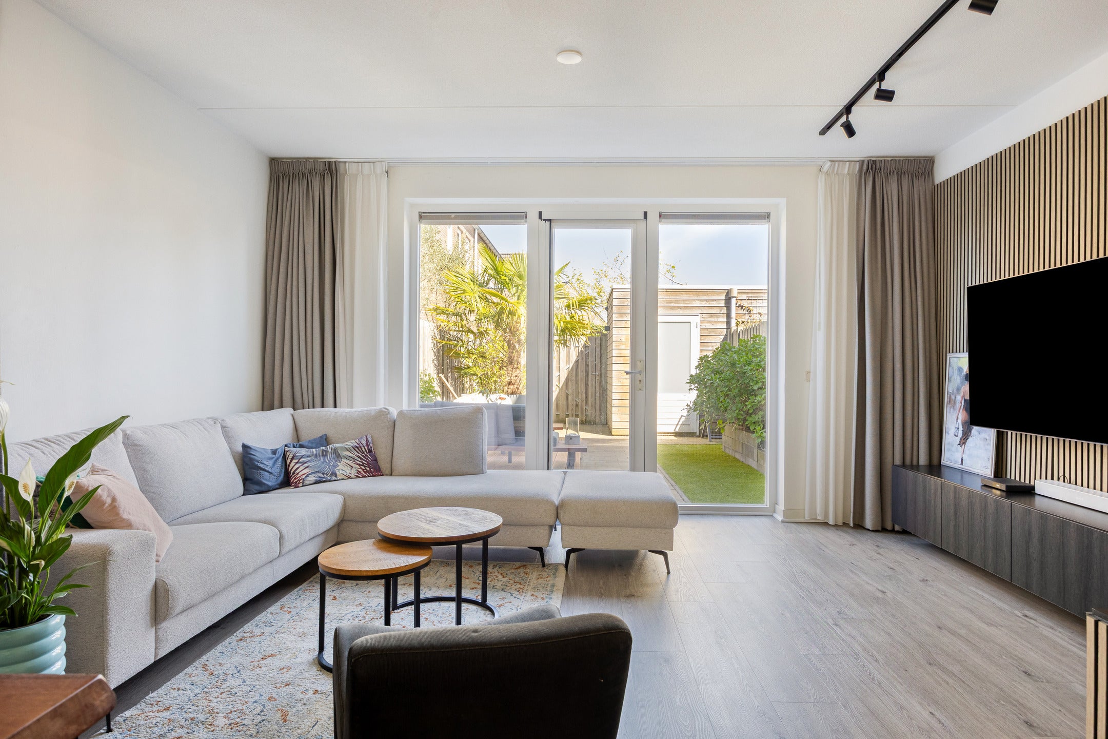 Tussenwoning te koop: Toutenburgstraat 52, Zwolle