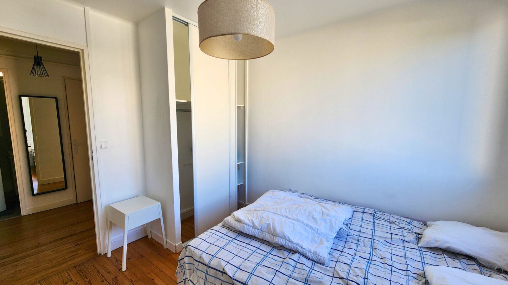 Room Rue Mauvoisins in Nantes
