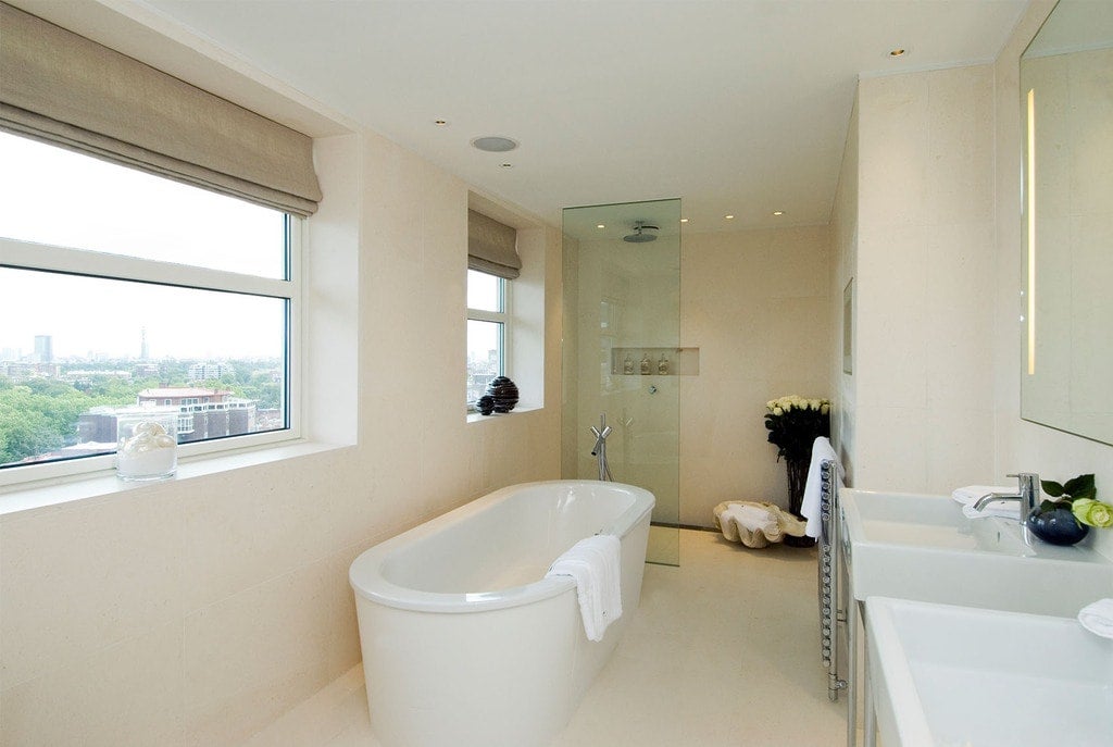 Flat Boydell Court in Greater London