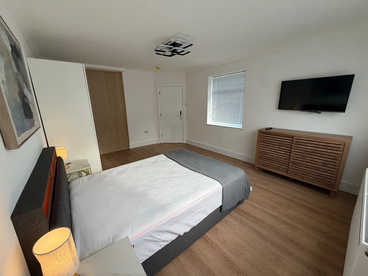 House Abbs Cross Lane in Greater London
