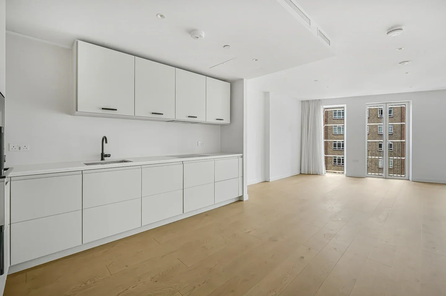 Flat Mount Pleasant in Greater London