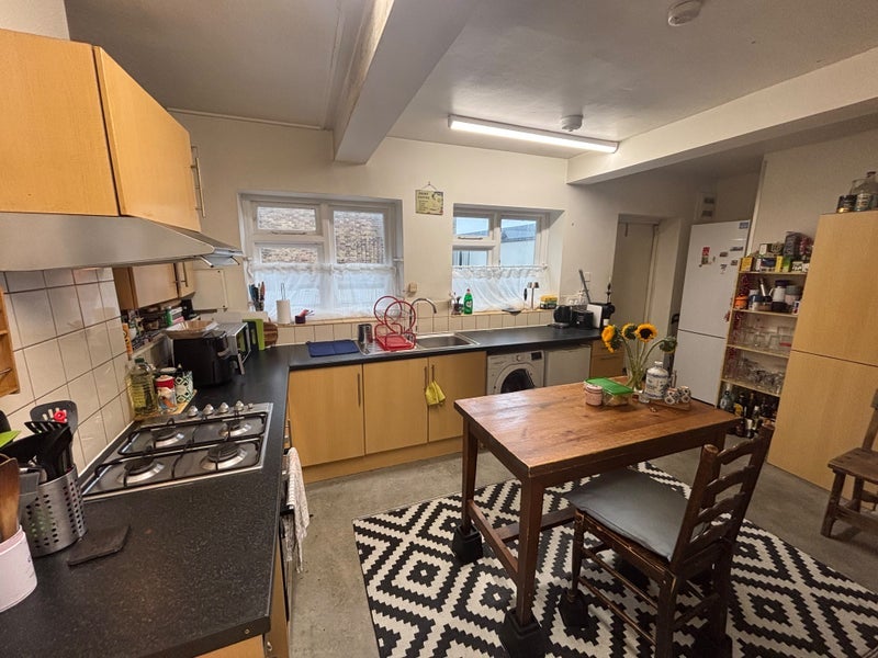 Room Stroud Green Road in Greater London