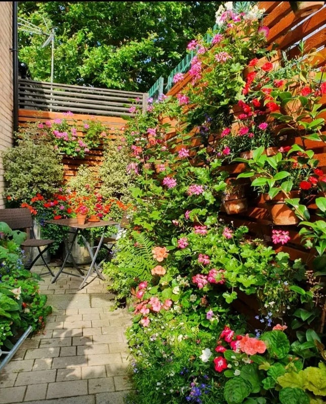 Room Beaufoy Road in Greater London