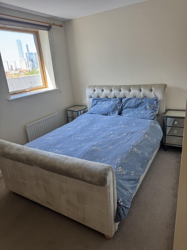 Flat Maritime Quay in Greater London