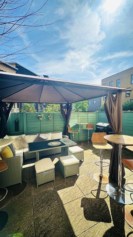 Room Indigo Mews in Greater London