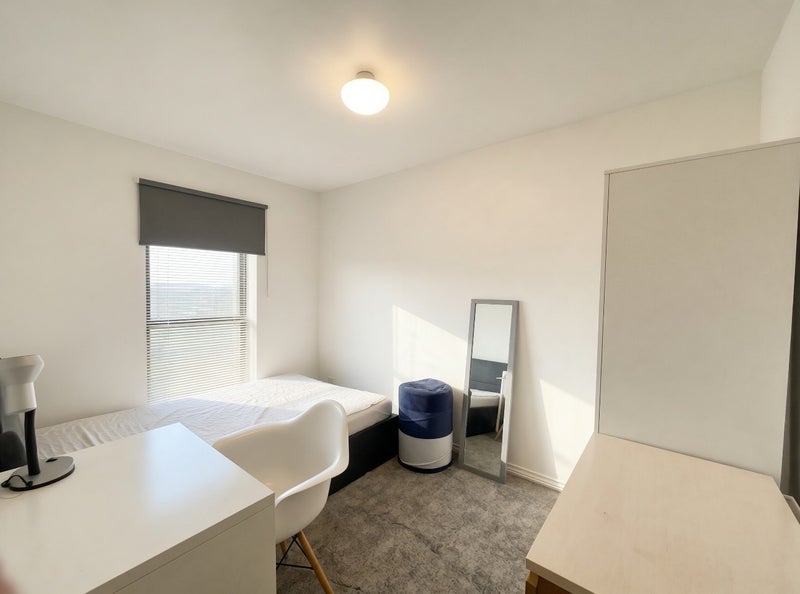 Room Indigo Mews in Greater London