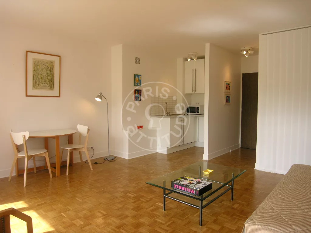 Appartement Rue Jules César à Paris