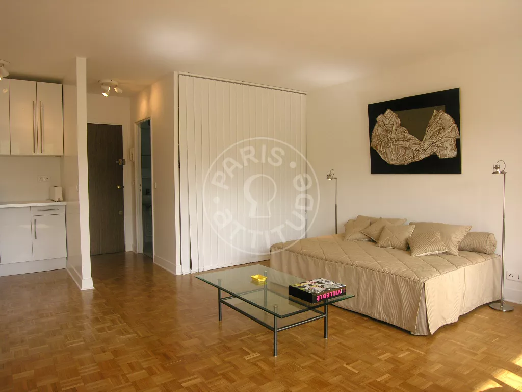 Appartement Rue Jules César à Paris
