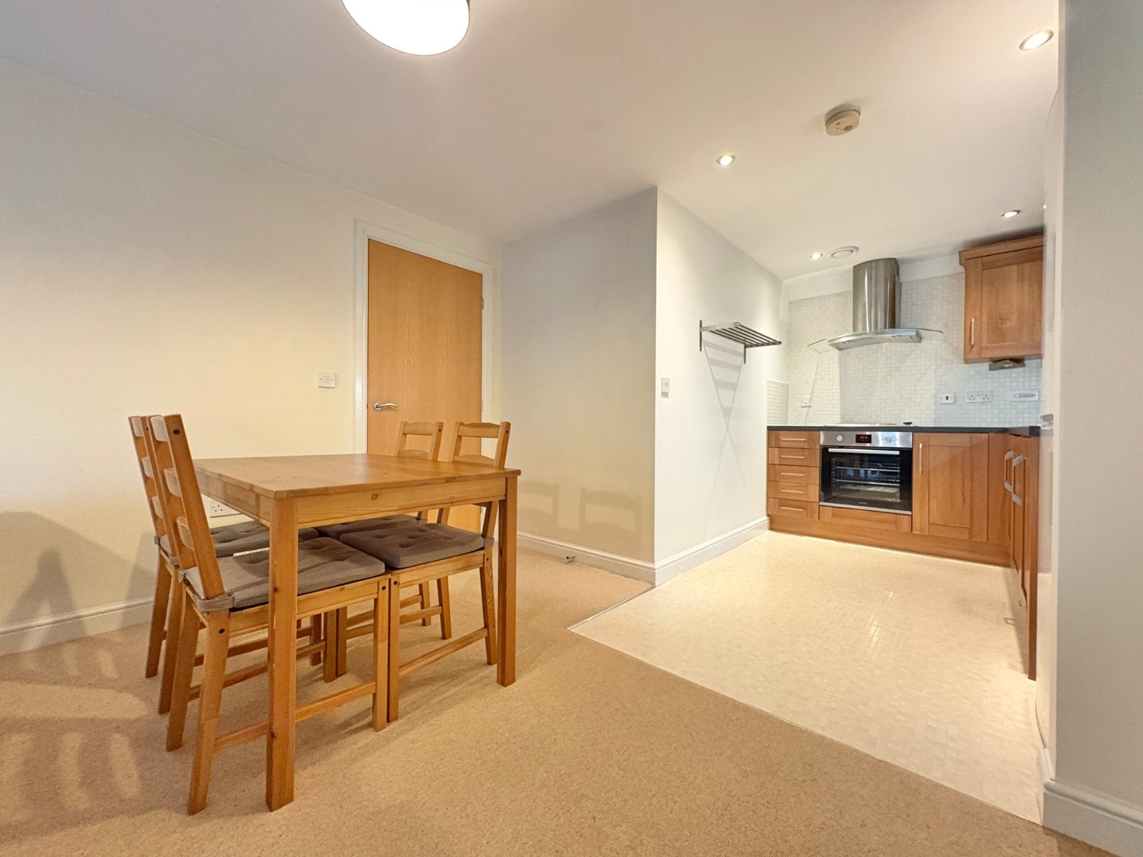 Flat Montgomery Avenue in Leeds