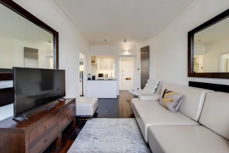 Flat Lyall Street in City of Westminster