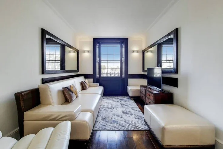 Flat Lyall Street in City of Westminster
