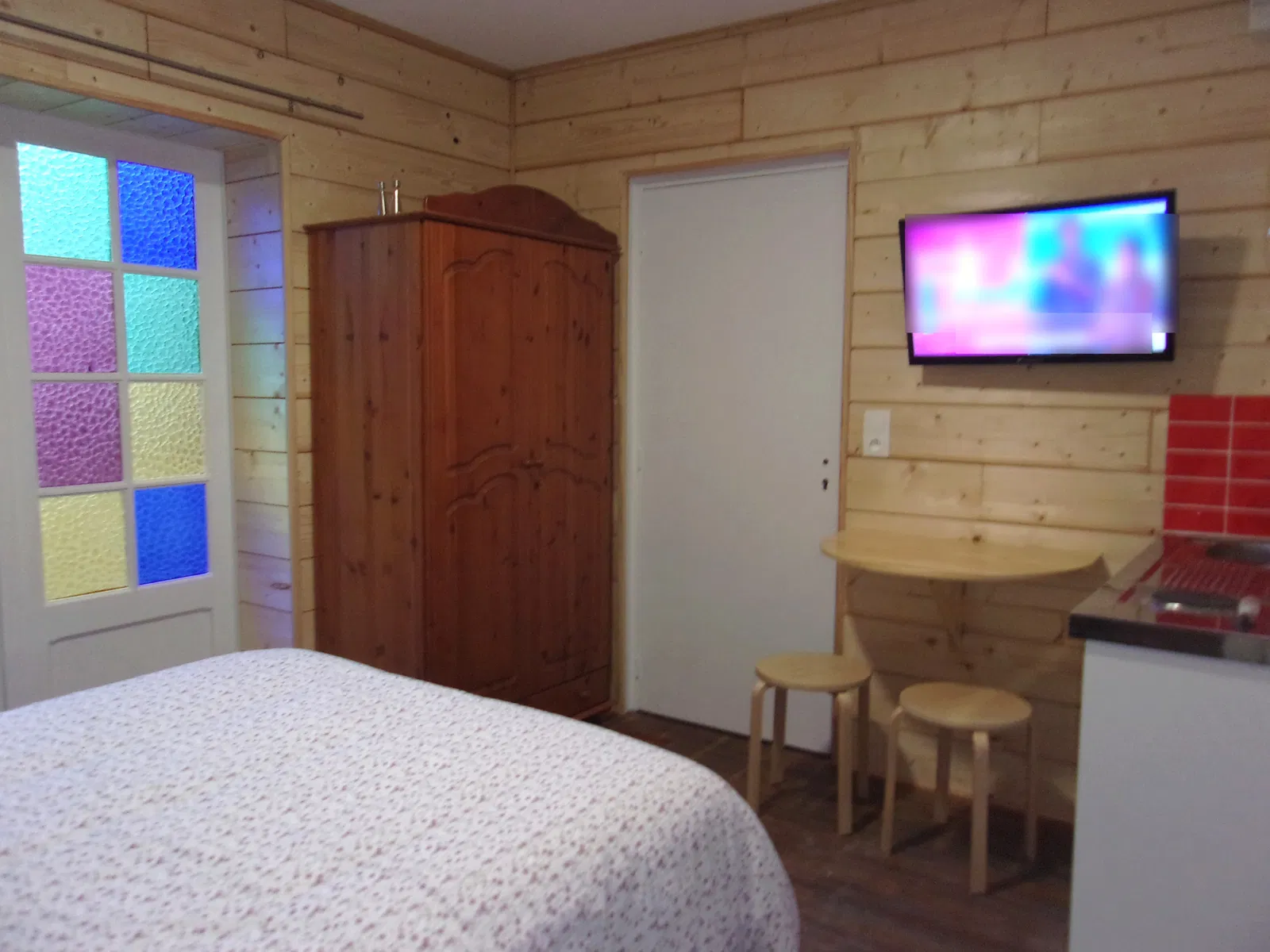 Room Rue des Champs-Elysées in Romilly-sur-Seine