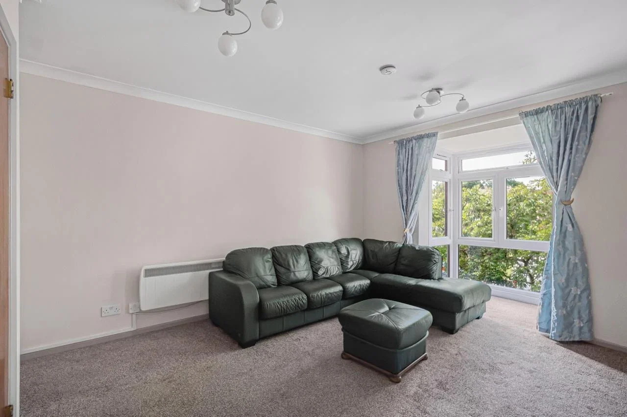 Flat Dulwich Wood Avenue in Greater London