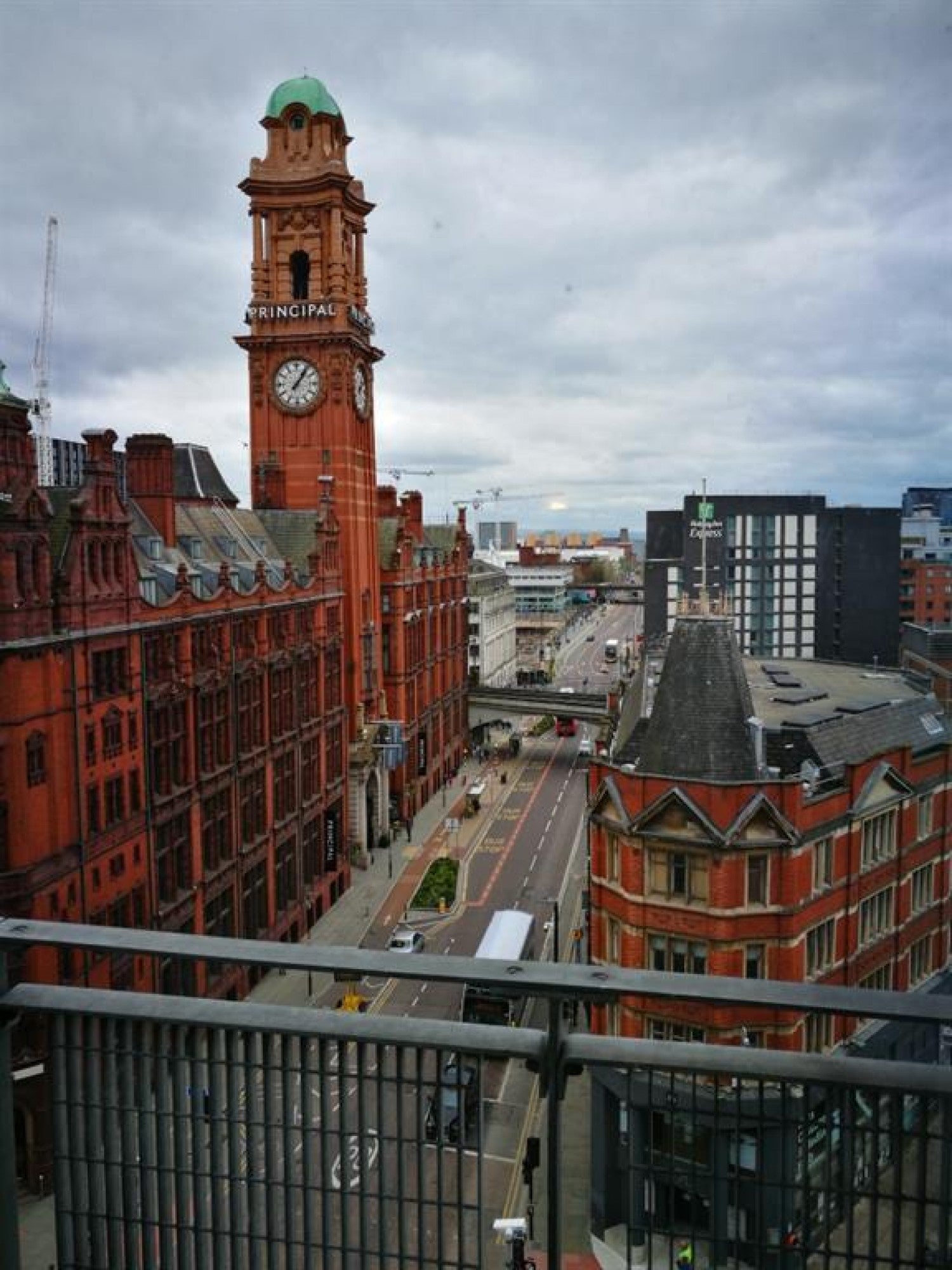 Flat Whitworth Street West in Manchester