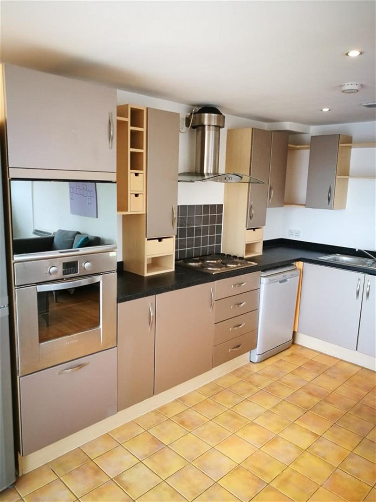 Flat Whitworth Street West in Manchester