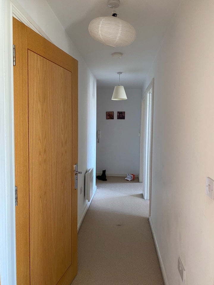 Flat Wyncliffe Gardens in Cardiff