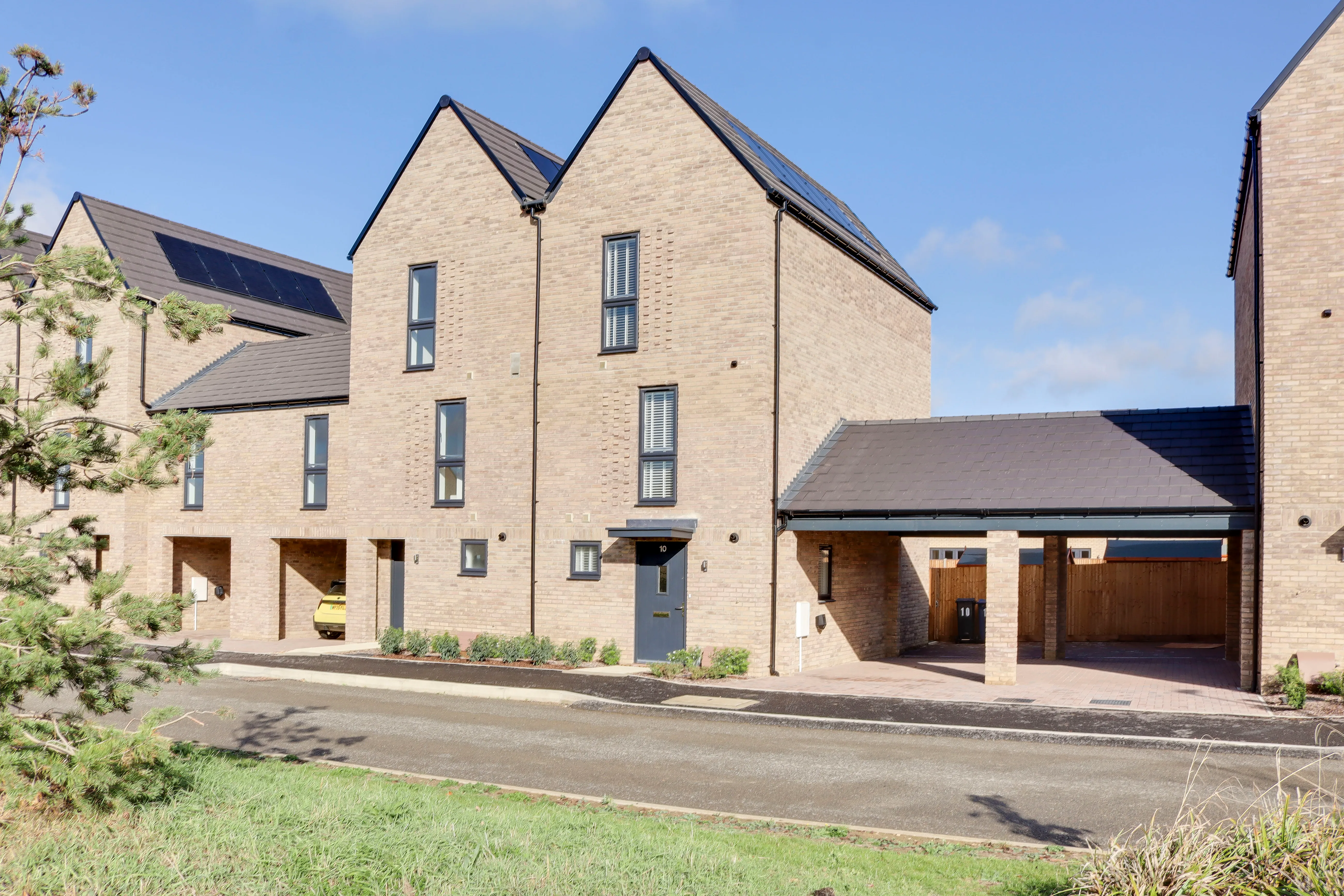House Market Square in Huntingdonshire