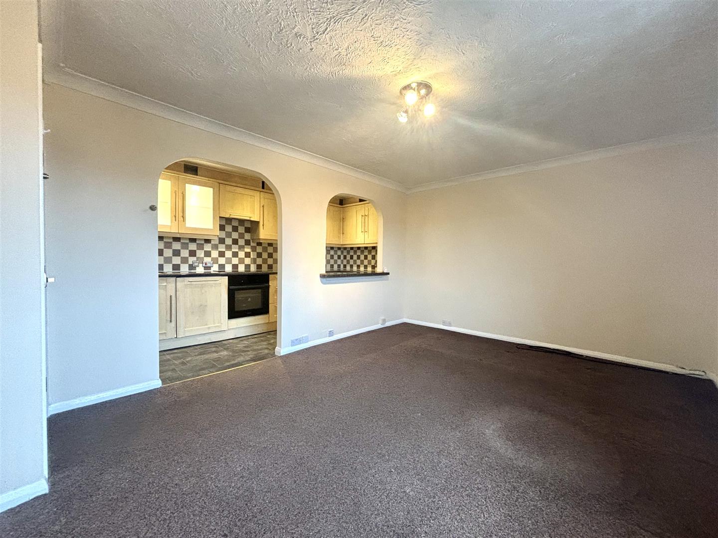 Flat Newcourt in Greater London