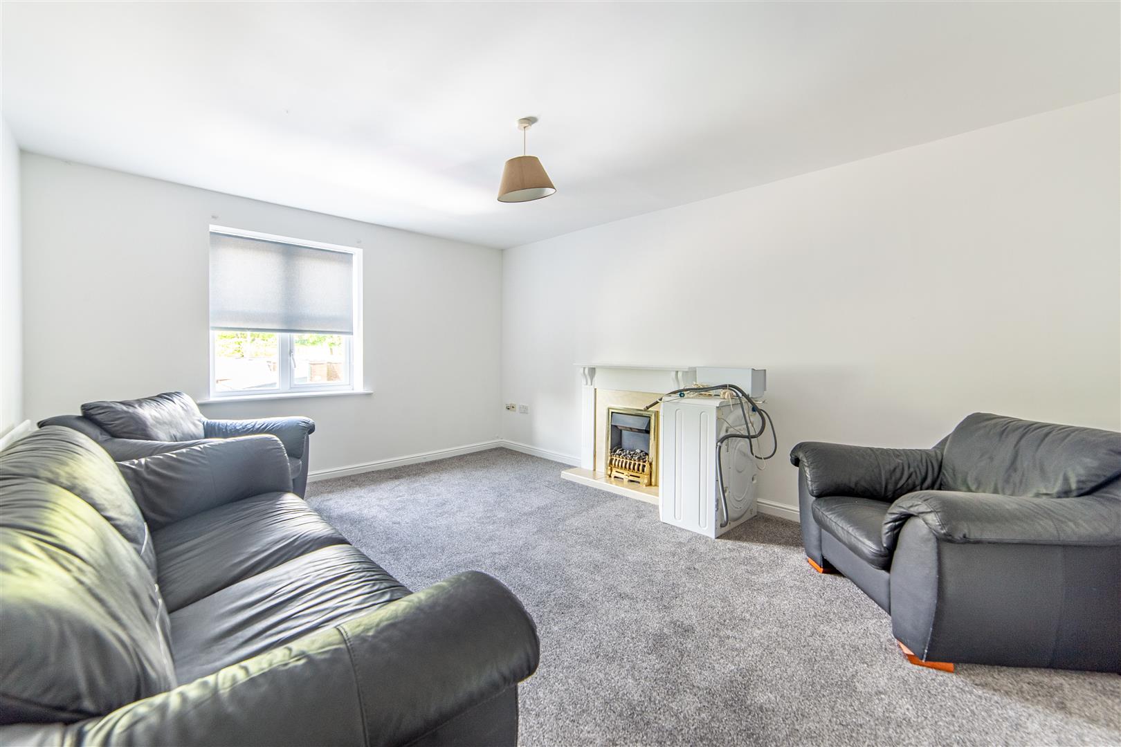 Flat Blandford Court in Newcastle upon Tyne