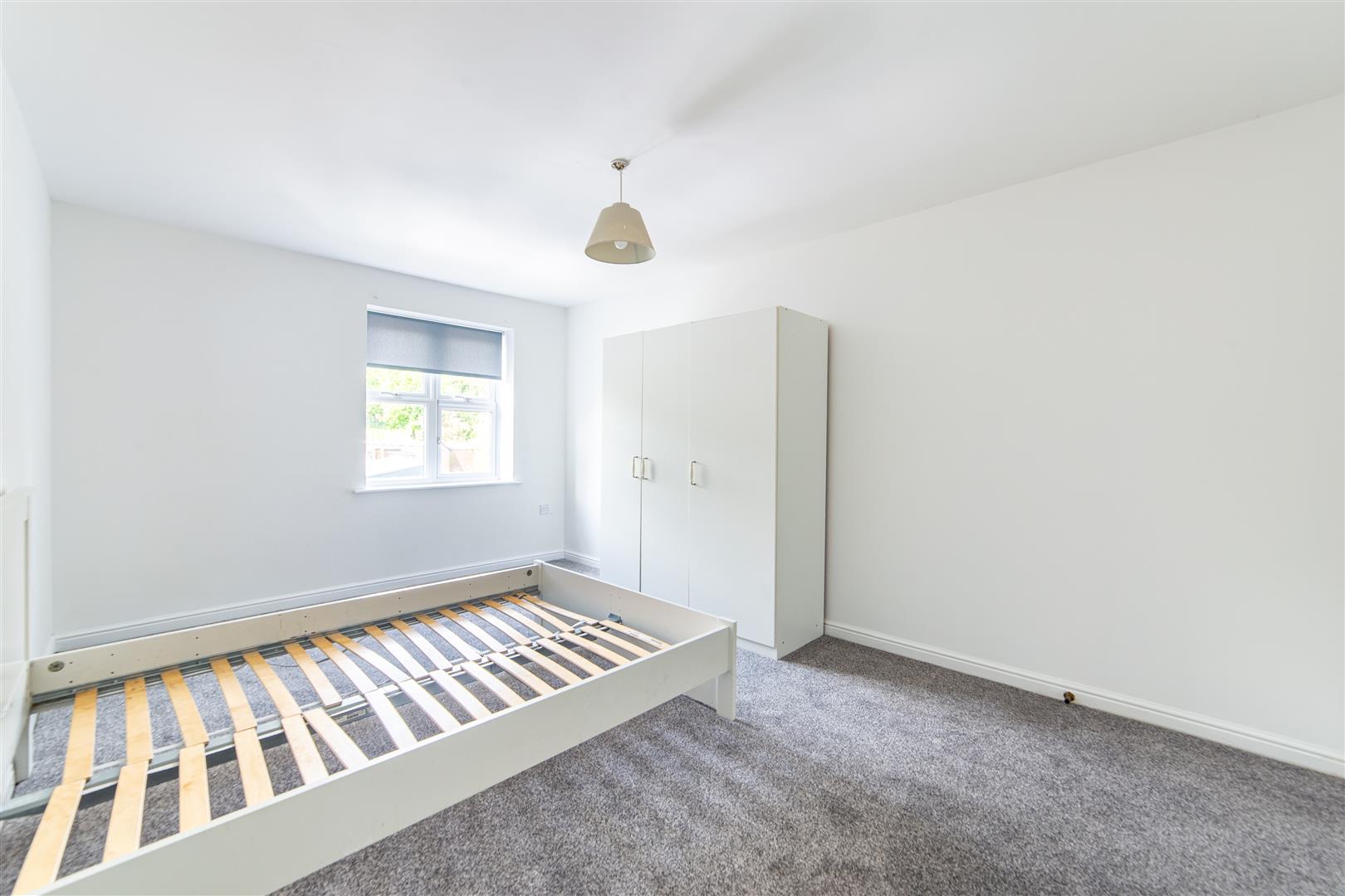 Flat Blandford Court in Newcastle upon Tyne