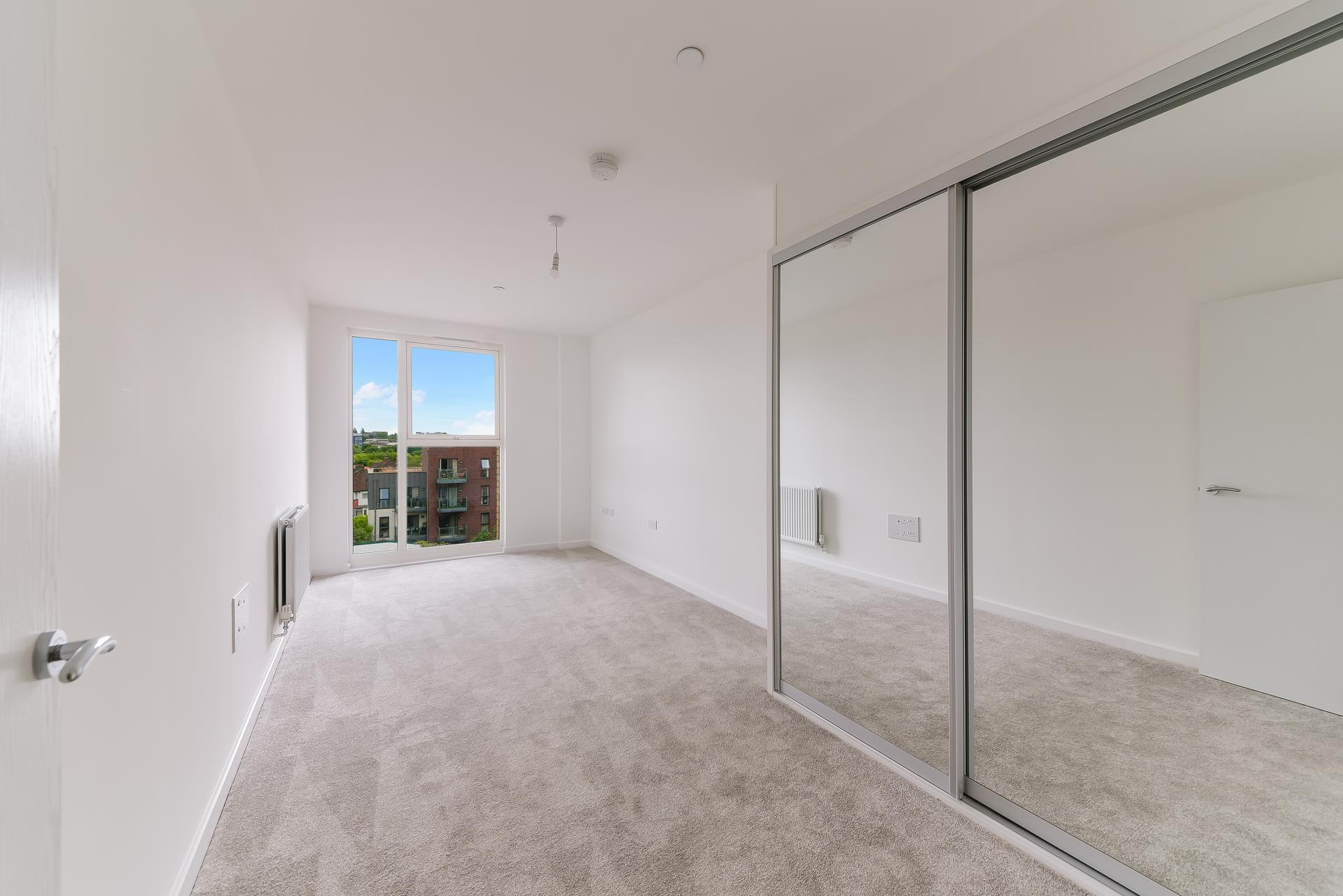 Flat Marsh Drive in Greater London