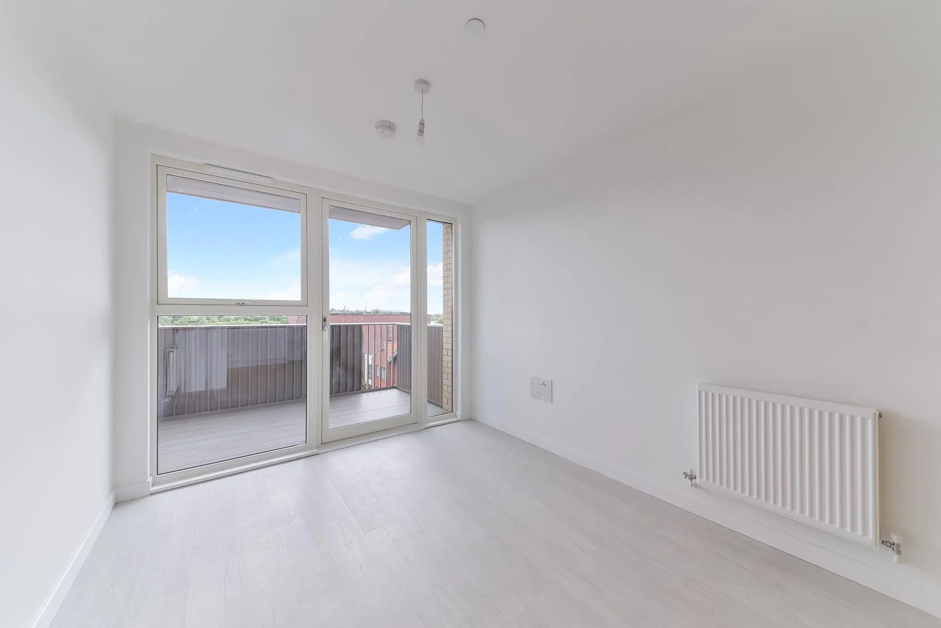 Flat Marsh Drive in Greater London