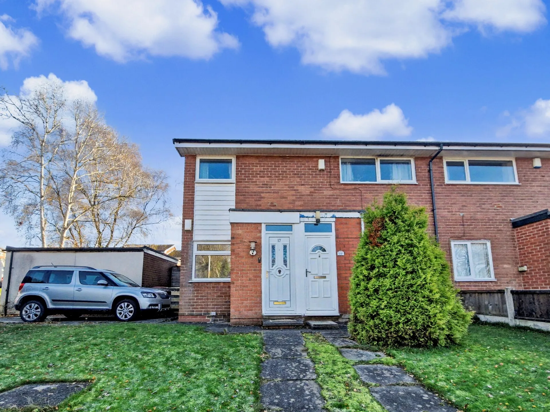 Flat Solent Drive in Farnworth