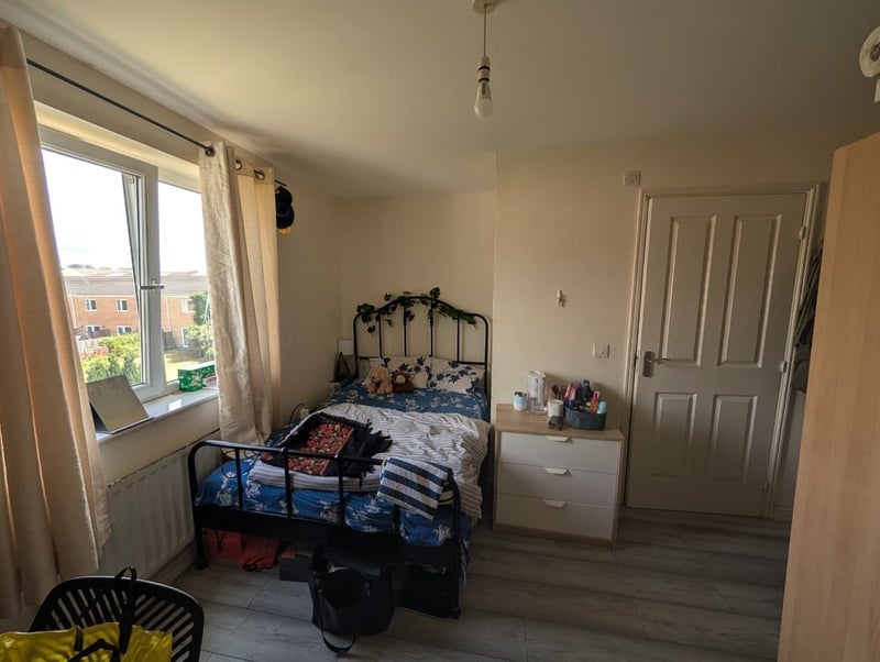 Room Lauderdale Crescent in Manchester