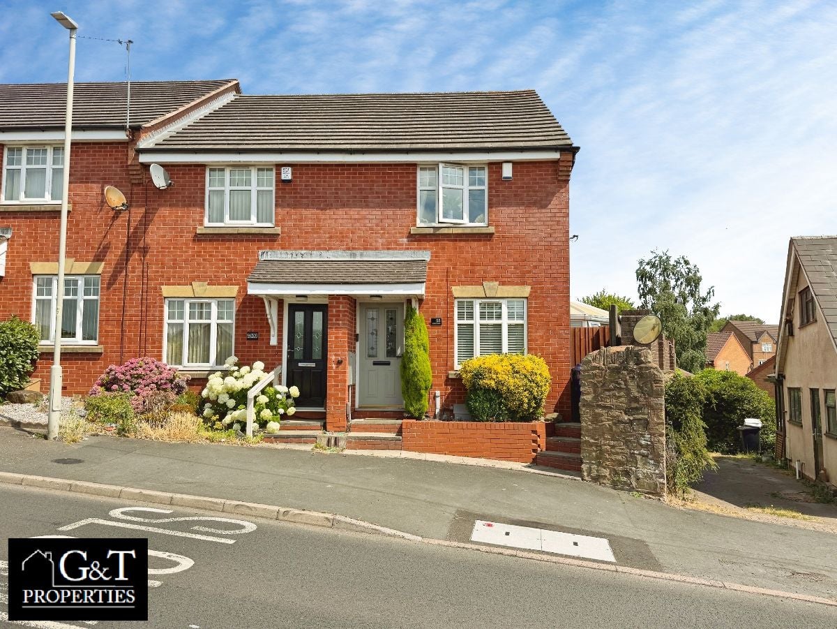 House Ruiton Street in Coseley
