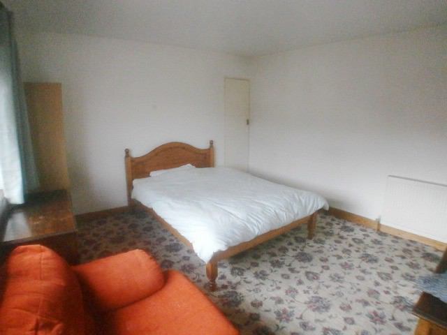 Room Myrtle Road in Ipswich