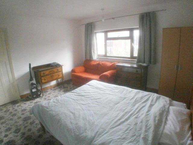 Room Myrtle Road in Ipswich