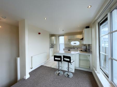 Flat Watkin Road in Leicester
