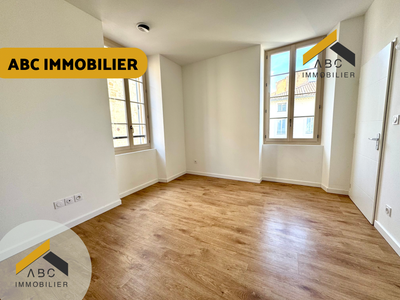 Flat Rue du Roussillon in Orange