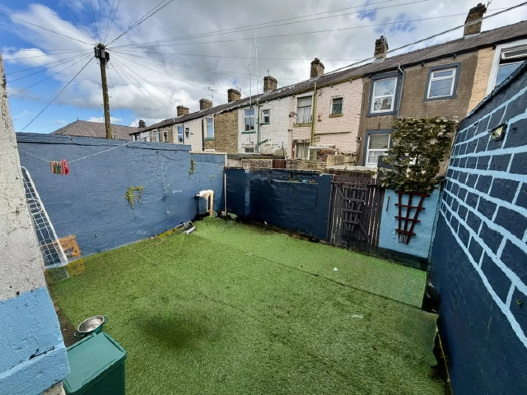 Flat Pine Street in Borough of Pendle