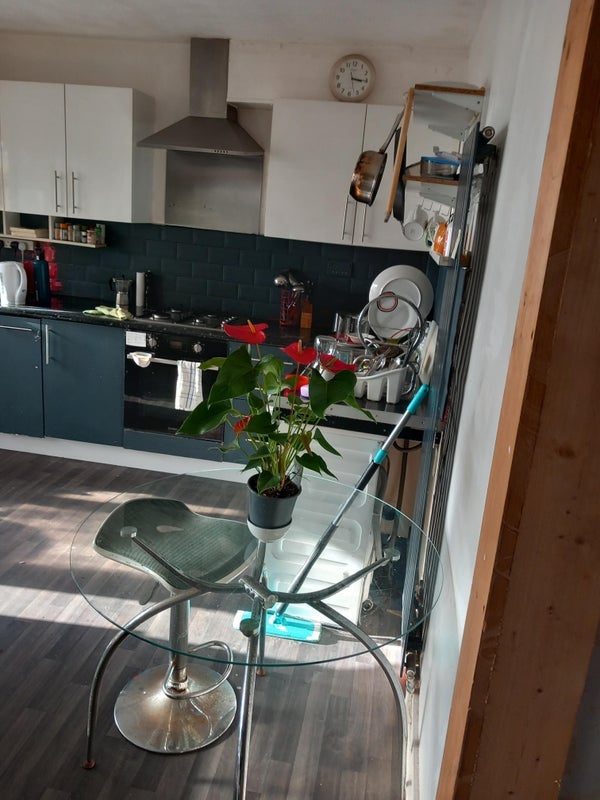 Room Lorrimore Road in Greater London