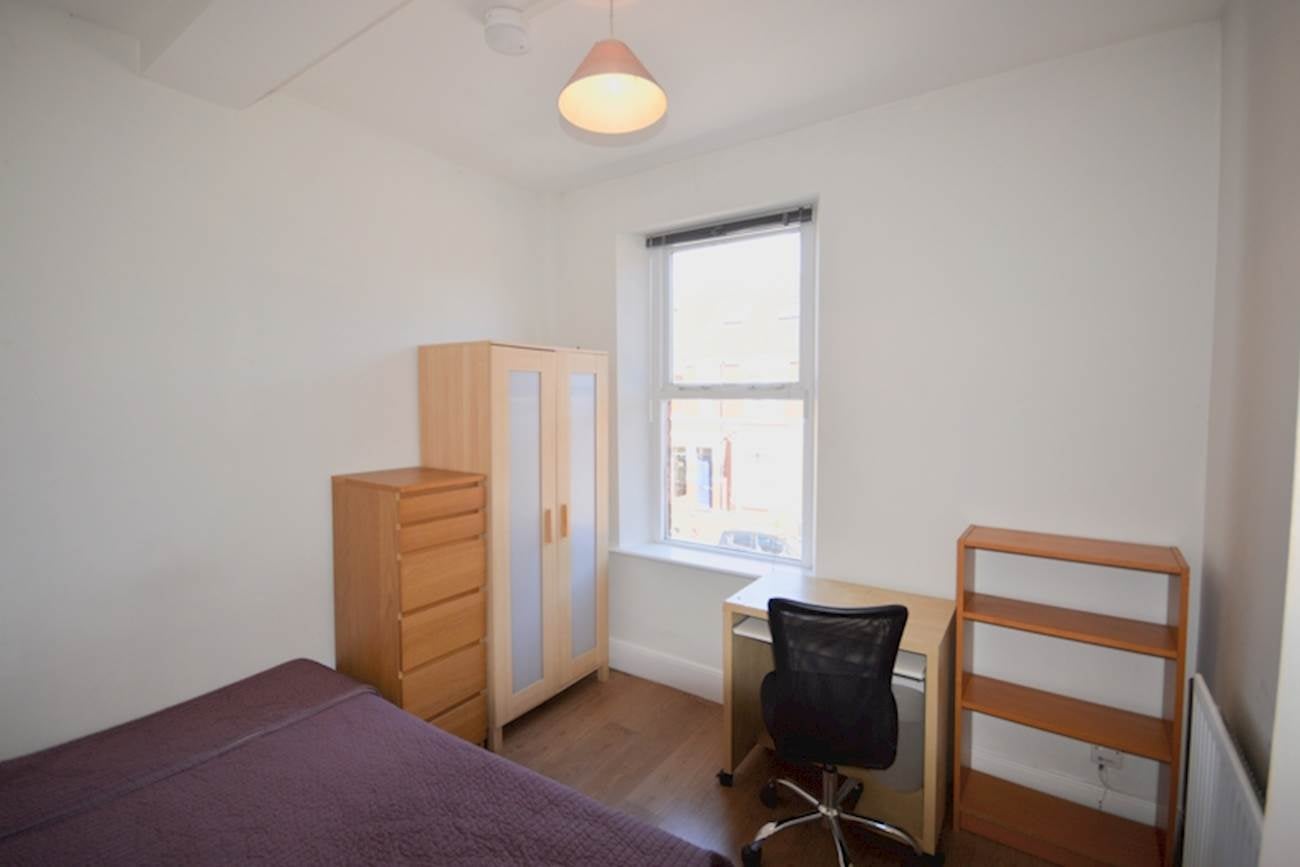 Room Osborne Avenue in Newcastle upon Tyne